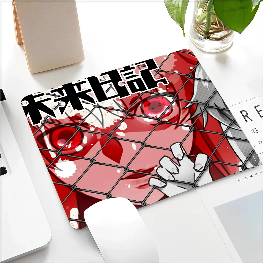 Anime Future Diary Mirai Nikki Mousepad Small LockEdge Mouse Pad For Gamers Computer Desk Pad Rectangular Anti-slip Rubber