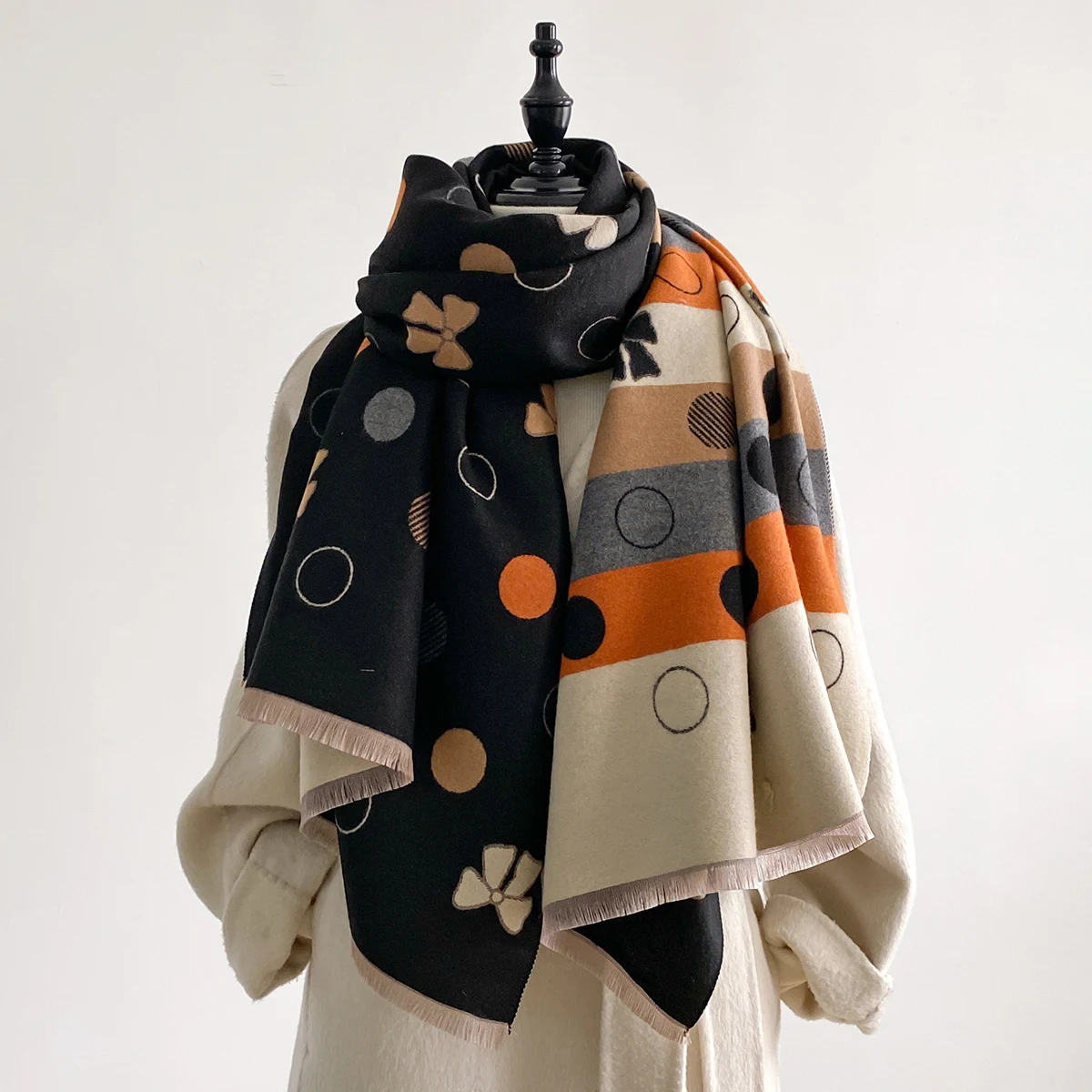 

New Brand Elegance Bow Print Scarf Soft Warm Fringe Pashmina Shawl Autumn and Winter Outdoor Coldproof Windproof Blanket 2025