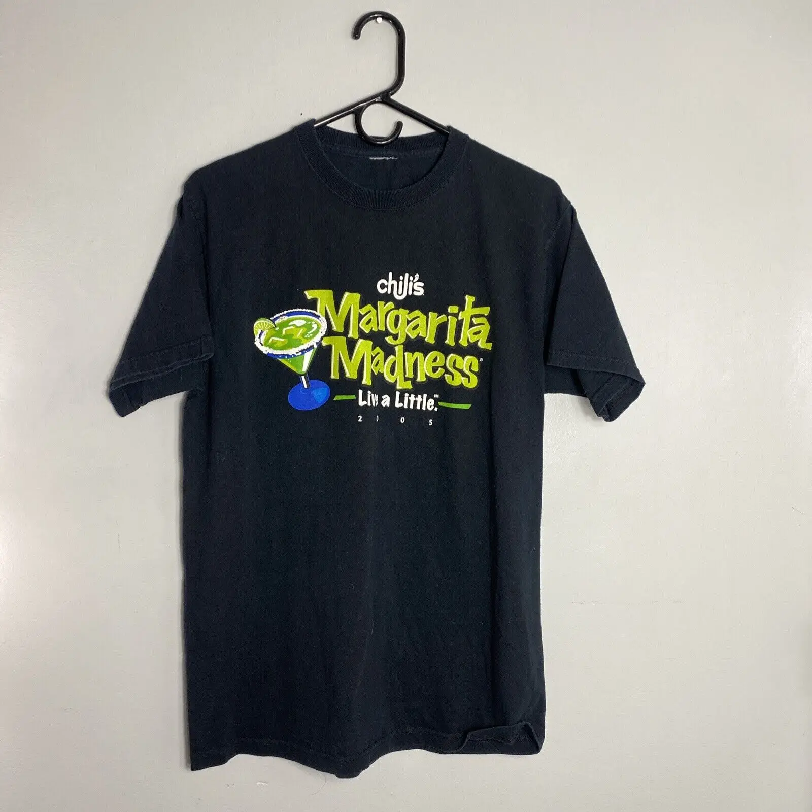 Vintage Chilis Shirt Adult Large Margarita Madness 2005 Drink Restaurant Uniform