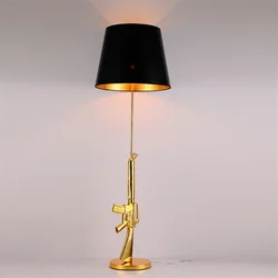 Nowoczesny salon AK47 Nordic Gold Silver Gun Lampy podłogowe do salonu Lampka stołowa Home Decor Lampka nocna do sypialni