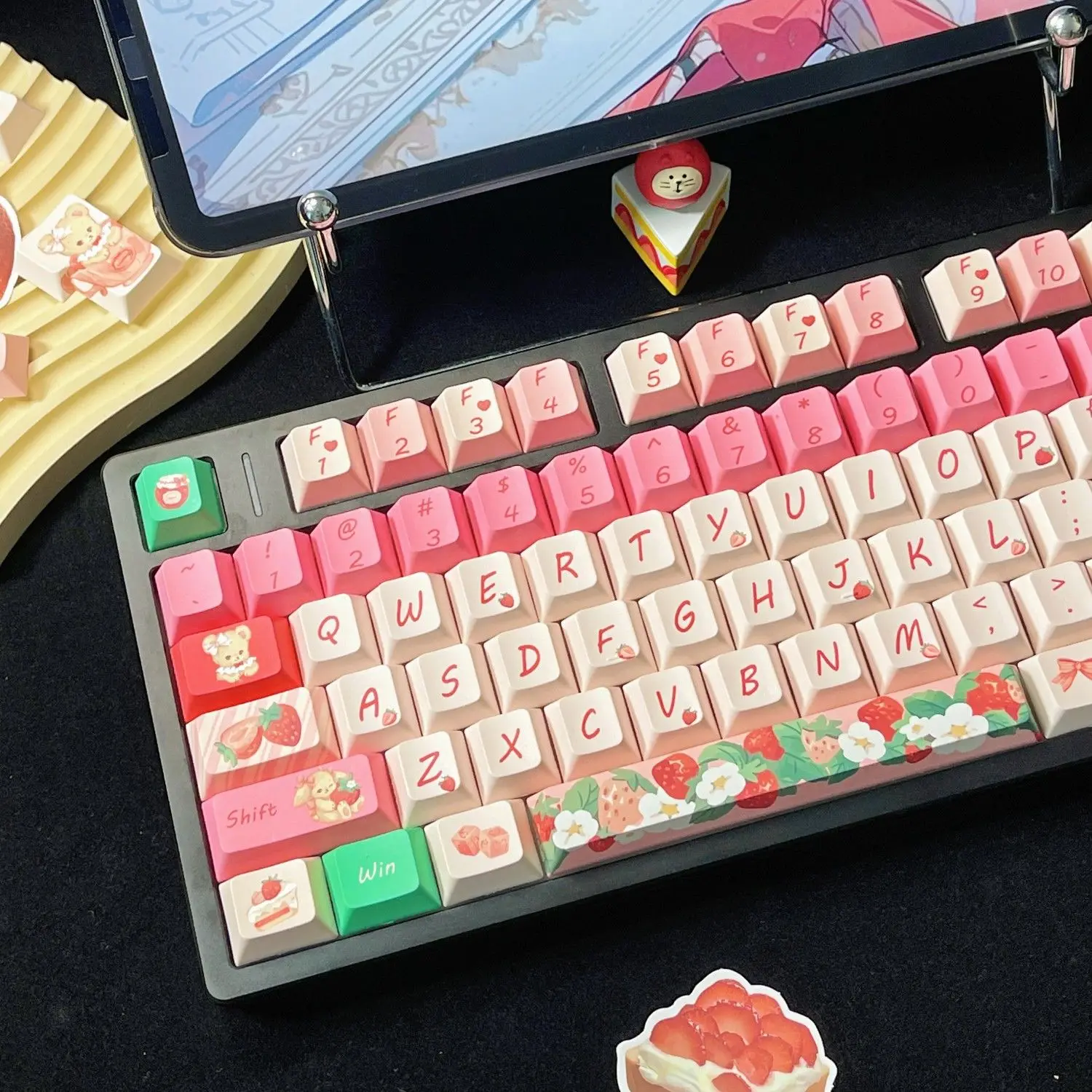 【 Strawberry Limited 】Keycaps Cherry SOA  PBT Heat Sublimation High Beauty Personalized Cute Pink Cute Bear Keycap