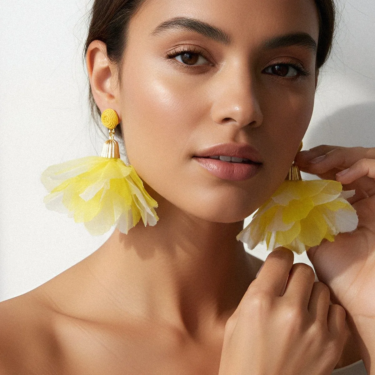Lafite Woven Floral Ocean Vacation Wind Earrings Summer Dopamine Ladies Earrings Bohemian Wind
