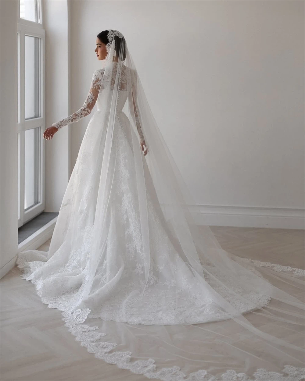 Aangepaste elegante witte kanten trouwjurk formele v-hals lange mouwen bruidsjurken dromerige a-lijn rechter trein vestido de novia