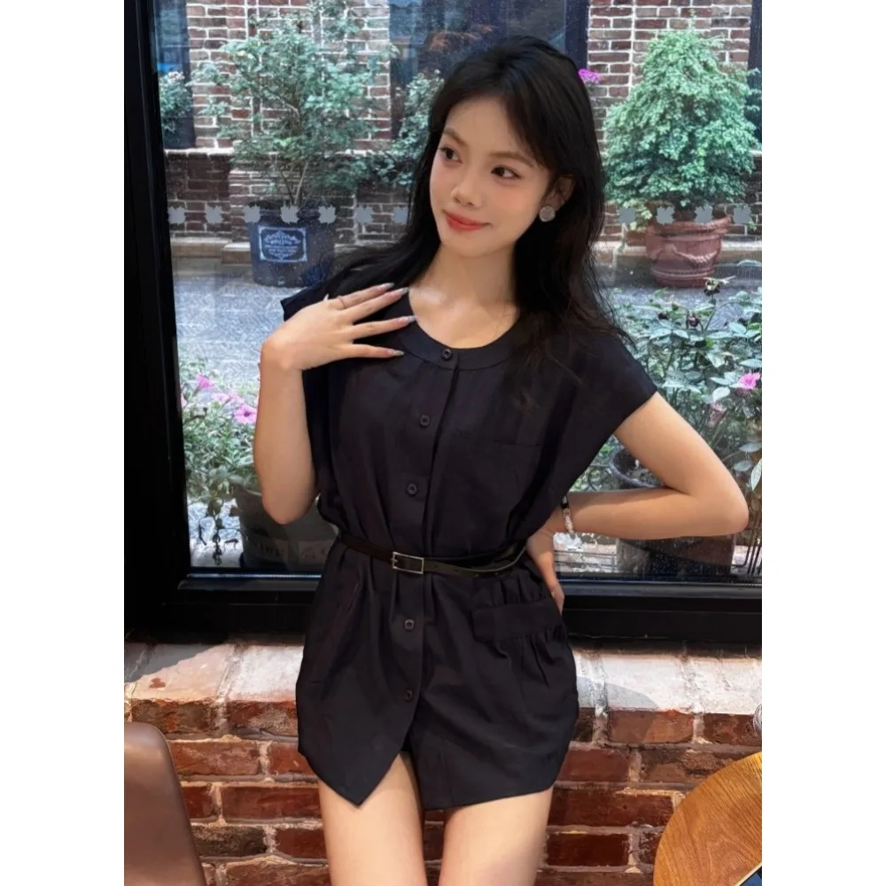 

Elegant temperament black women's vest, high-end shirt for professional commuting, summer round neck versatile shirt 2025 new
