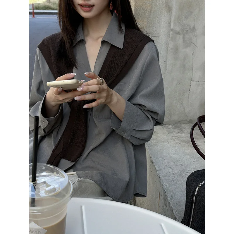 

Fall 2025 New Korean Loose Long-sleeved Shirt Women's Contrasting Shawl Lapel Versatile Pullover Top Shirt