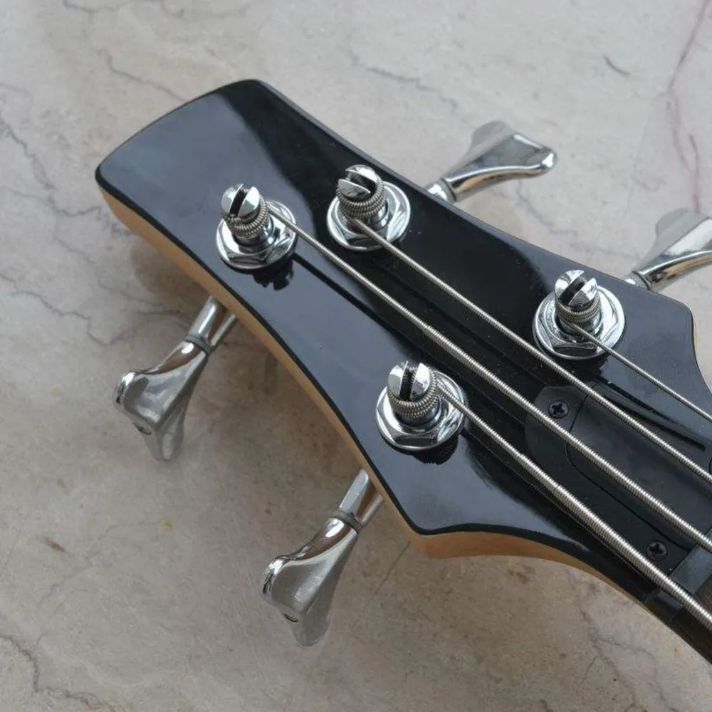​Fishtail Shaped Button​ ​Bass Tuning Pegs ​2L2R Configuration ​Silver/Black ​Sealed Bass Tuners​ ​Sealed ​Machine Head Tuners