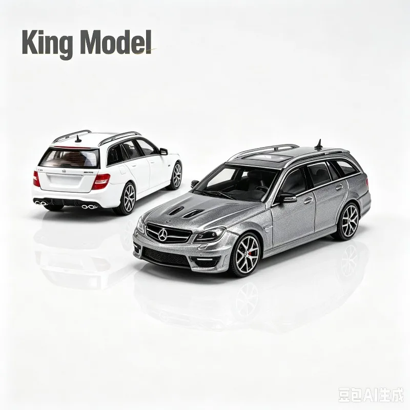King Model 1:64 C63 W204 E63 W211 AMG tile car alloy die-casting car model, desktop ornament, adult collectible, gift for boys.