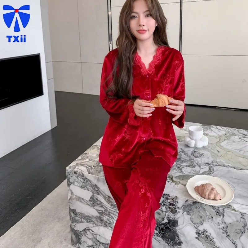 Embossed Diamond Lace Long-sleeved Home Clothes High-end Sense Three-dimensional French V-neck Autumn and Winter Women\'s Pajamas