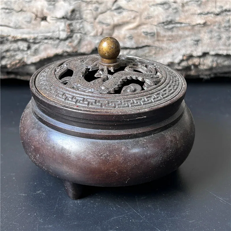 

Bronze handicrafts old Tibetan copper hollow dragon ball incense burner mellow pulp