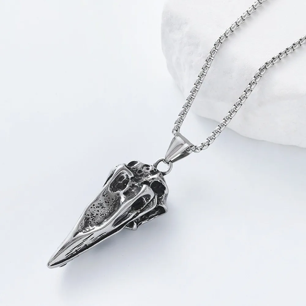 Fashion Vintage Crow Skull Pendant 304 Stainless Steel Silver Viking Crow Punk Style Pendant for Men and Women