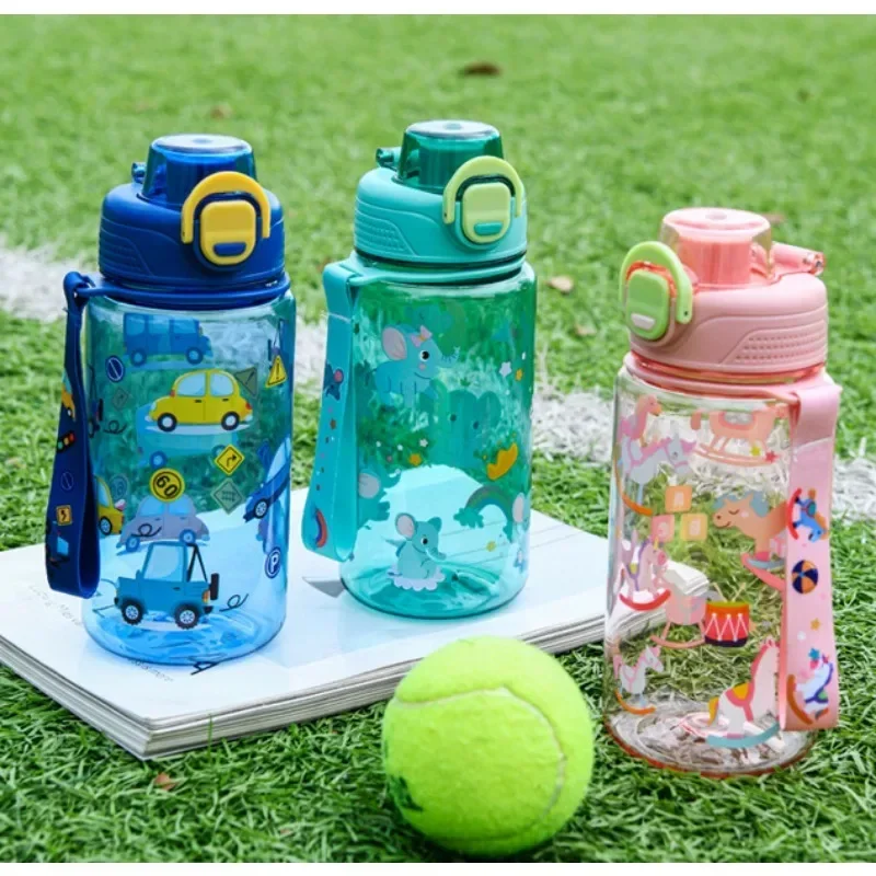 600ML Children's Water Bottle for Summer Student Drinking Bottle Plastic Sports Water Bottle Portable Anti-fall and Leak Proof