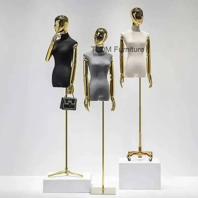 

Modern High-end Mannequins for Clothing Women's Half-length Mobile Dummy Mannequins Creative Deerskin Mannequins for Shops H
