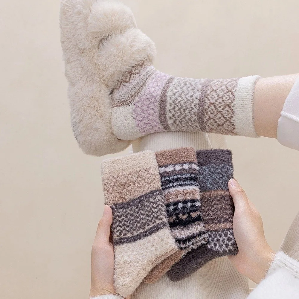 

Модные осенне-зимние носки из кораллового флиса, мягкие утолщенные носки-тапочки, полуфлисовые теплые носки для сна для женщин и девочек