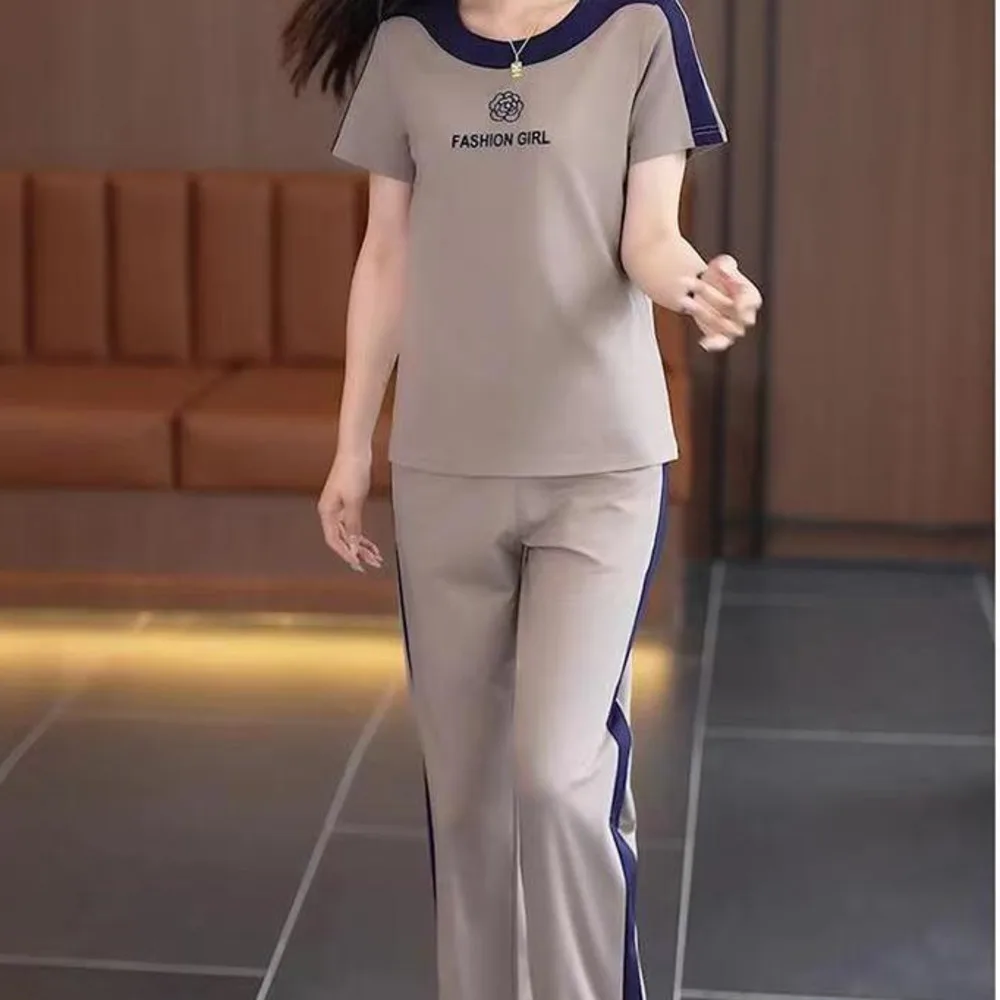 Leisure Sportswear Suit For Women Matching Sets Summer 2024 New Loose Fitting Outfits Fashion Short Sleeved Tops Pants Two Piece