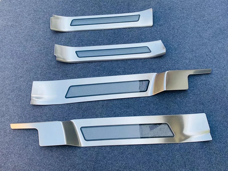 For TOYOTA Sienna (XL40) 2021 2022 Stainless Steel Inner Inside Door Sill Panel Scuff Plate Kick Step Trim Cover Protector