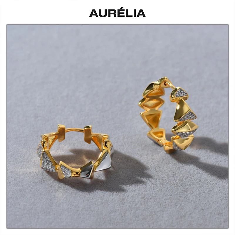 

Fashion Triangular Zircon Gold Earrings Woman Exquisite Jewelry