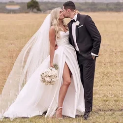Personalizado plus size uma linha de cetim vestido de casamento sem alças com decote em v pregas alta fenda lateral até o chão vestidos de noiva