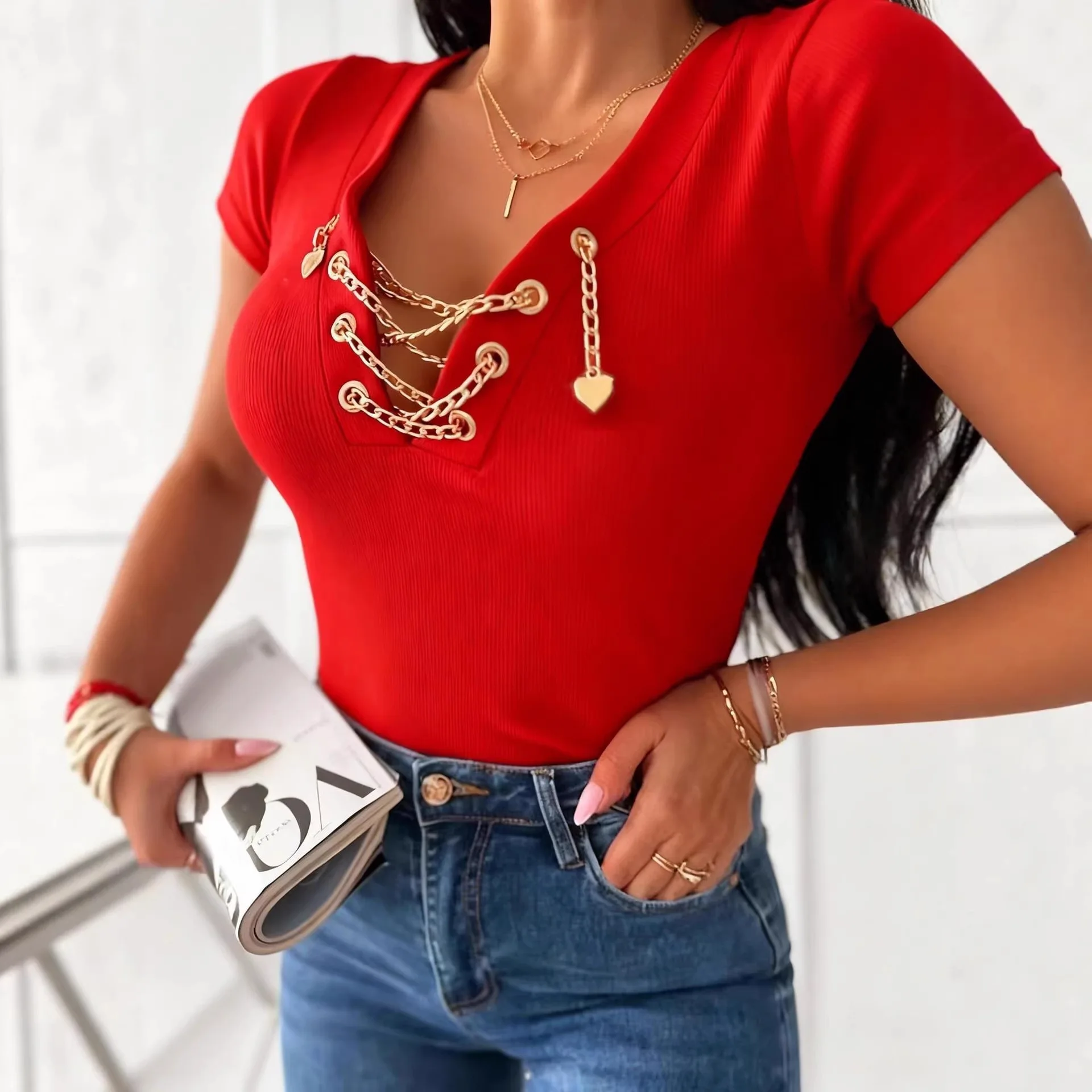 Women Summer New Solid Color V-Neck Short Sleeve Fashionable Chain Heart Pendant Decoration T-shirt Tops