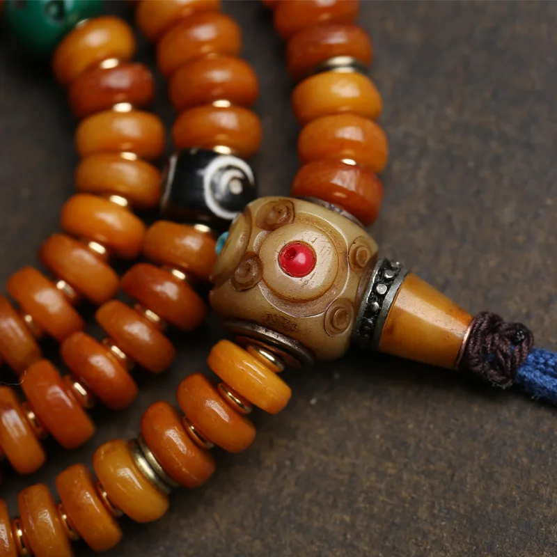 108 Tibetan Buddhist beads, prayer beads, and old bones inlaid with three-way corpse, tuo, lin, and feeder accessories