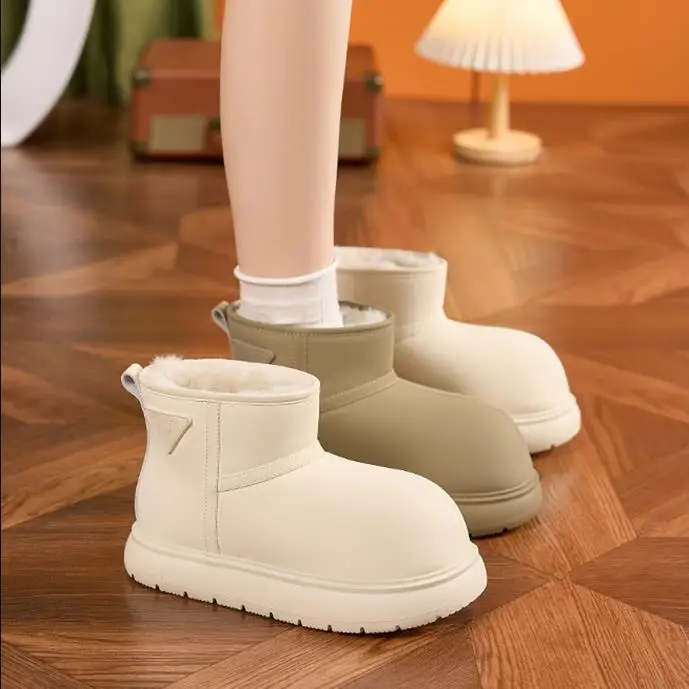 Thick Plush Snow Boots Women Winter Keep Warm Fur Cotton Shoes Woman High Platform Waterproof Slip-On Ankle Botas Padded Shoes