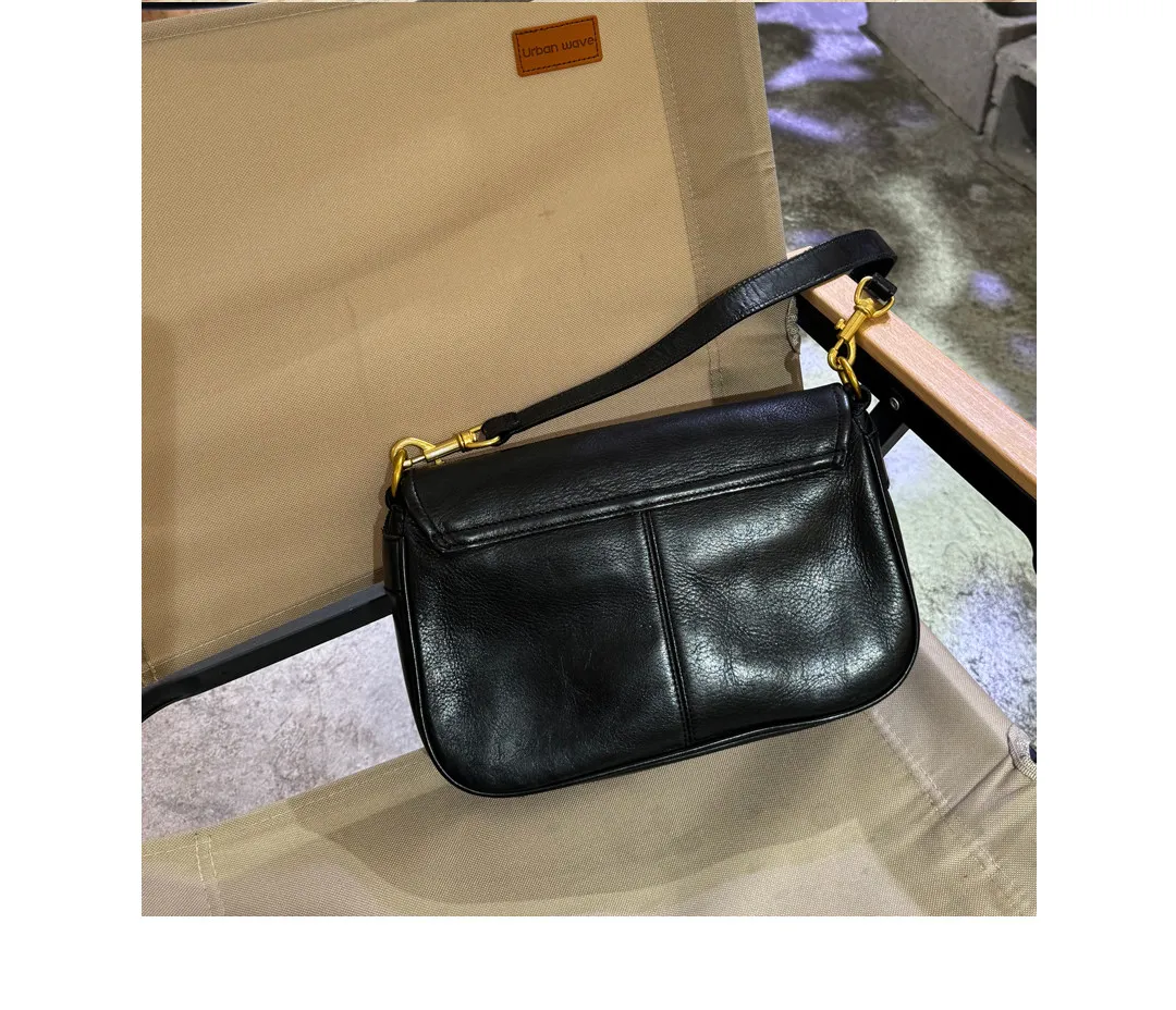Designer-Handtasche aus pflanzlich gegerbtem Rindsleder, handgefertigt, modische lässige Damen-Umhängetasche aus echtem Leder. – Detail 5
