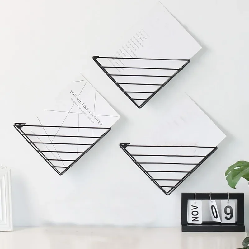 Metal Triangle Wall Shelf Wall Mounted Decoration Magazine Book Storage Rack Crafts Display Stand