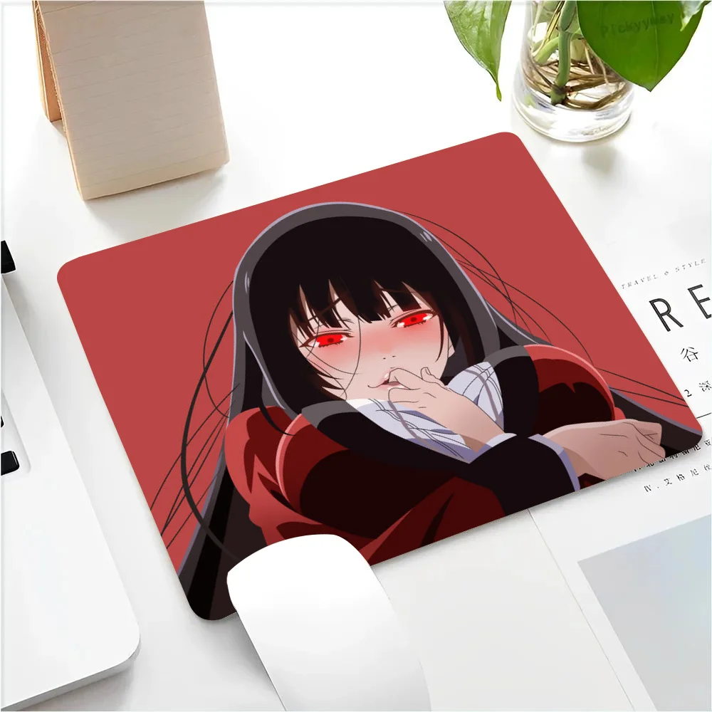 Jabami Yumeko Anime Girl Mousepad Small LockEdge Mouse Pad For Gamers Computer Desk Pad Anti-slip Rubber