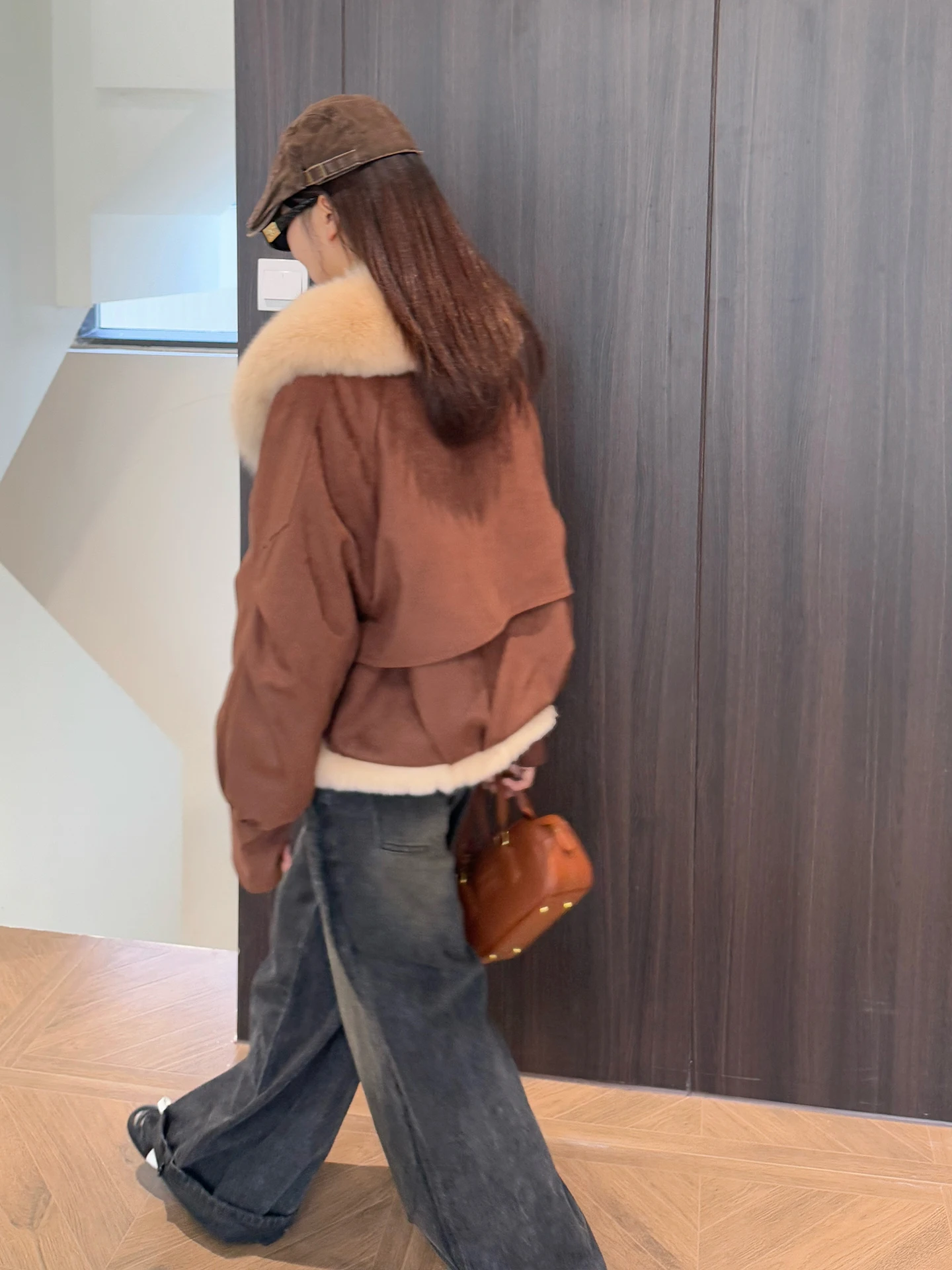 Parka courte surdimensionnée à col en fourrure de renard, ample et amincissante, avec rembourrage en duvet d'oie blanche, nouvelle collection