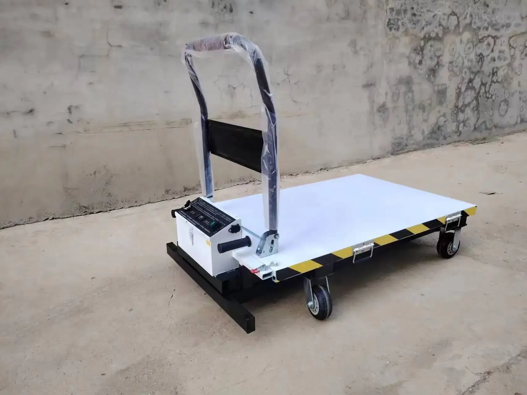 รถบรรทุกตู้คอนเทนเนอร์ขนถ่ายสินค้า 200 กก. แท่นยกไฟฟ้าแบบยกขึ้นเอง