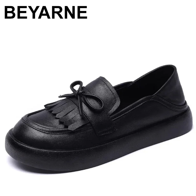 Mocasines Retro de cuero genuino hechos a mano para mujer, zapatos planos sin cordones, mocasines casuales de estilo universitario con borlas poco profundas, Primavera