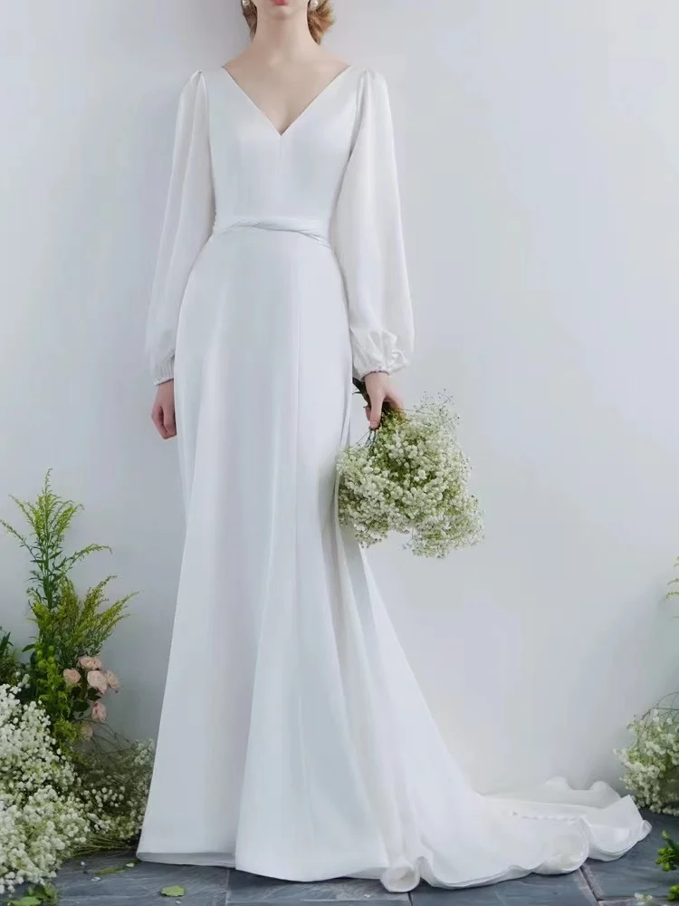 Elegante abito da sposa bianco sirena scollo a forma di V maniche lunghe abito da sposa in raso senza schienale semplice 2024 Vestidos De Novia