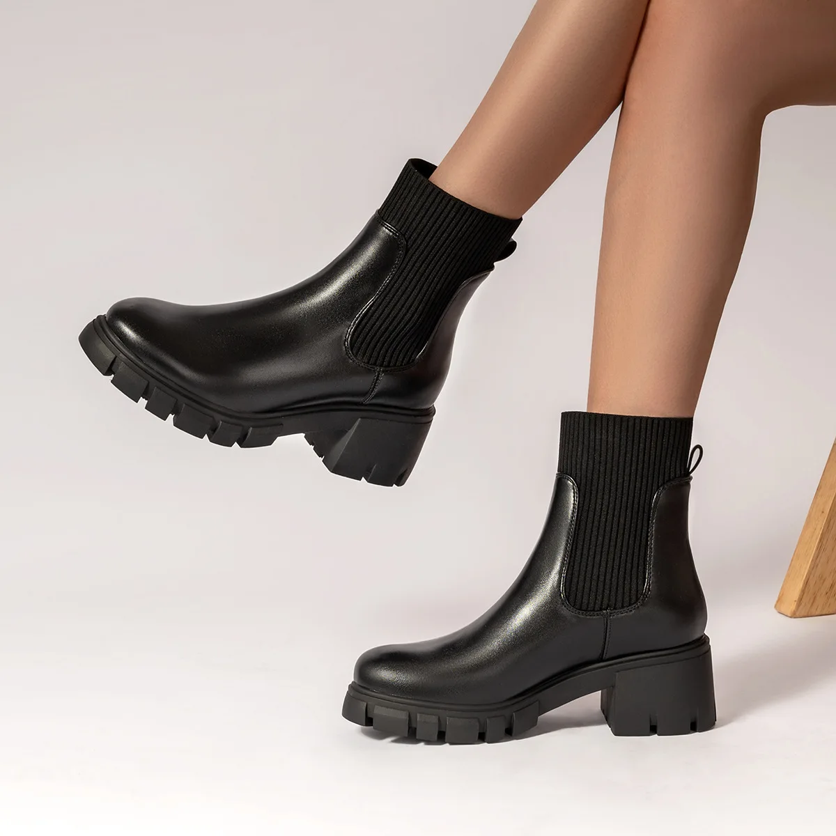 Knitting Stretch Fabric Short Boots For Women Sawtooth Thick Sole Slip On Botas Mujer 2025 Tendencia Chunky High Heels Concise