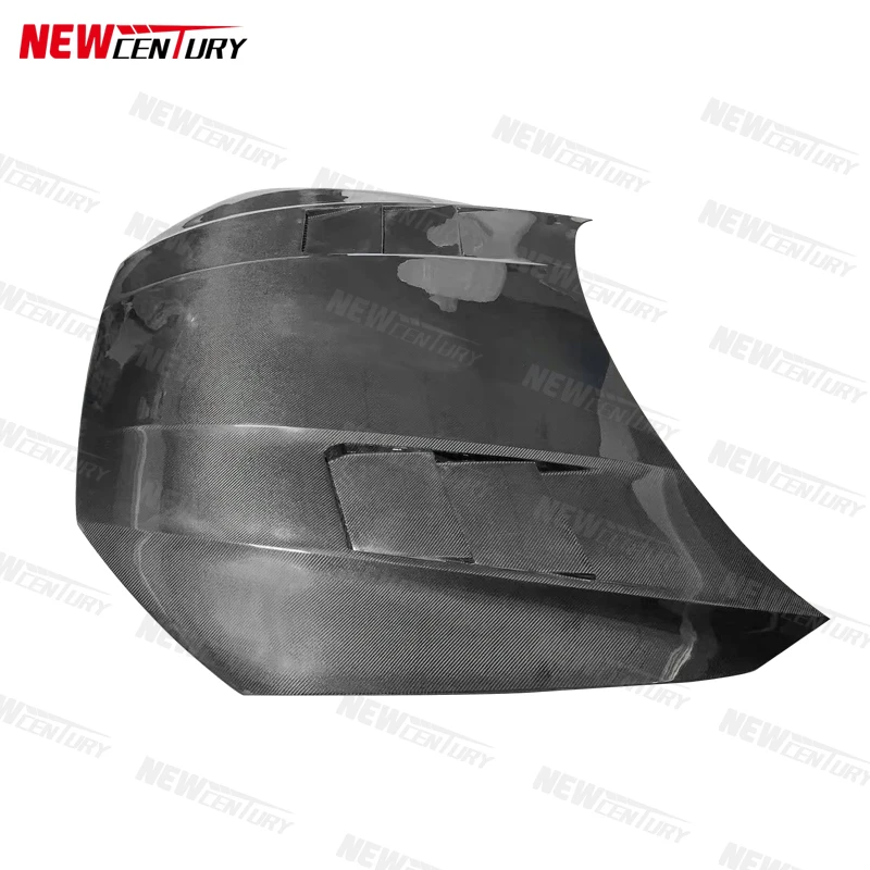 A7/S7 C8 RS6 Carbon Fiber Engine Hood Suitable for 2018-2023 Audi A7/S7 C8 RS6 Modified Carbon Fiber Perforated Engine Hood