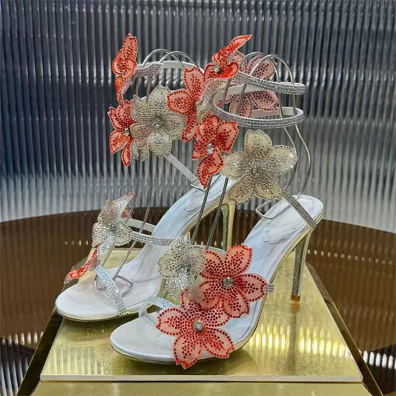 

Летние сандалии на высоком каблуке, женские сандалии-гладиаторы на каблуке со стразами и цветами, змеиный шпагат вокруг ремешка на щиколотке, женские сандалии-гладиаторы на каблуке