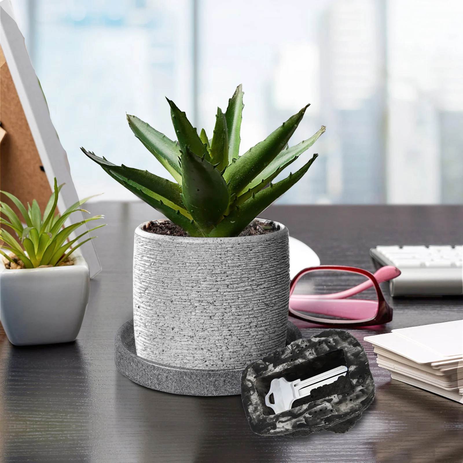 Fake Stone Key Hider Hide A Key Outdoor Hider Stone Shaped Key Hider