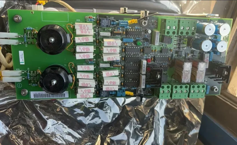 Water-cooled unit SCYC 51204 63912476 - Brand new and genuine.