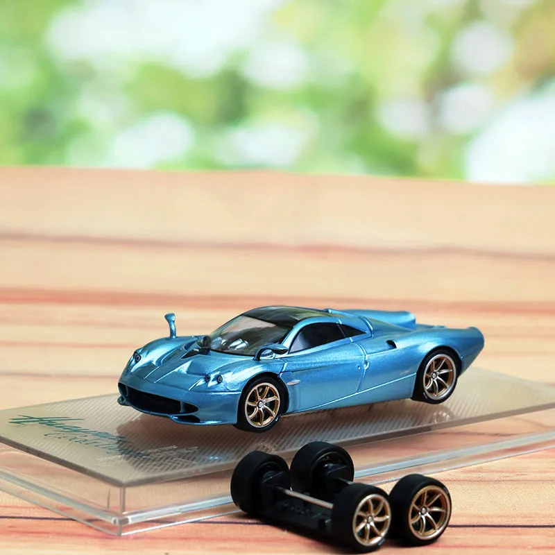 CM 1:64 Huayra Codalunga Long tail alloy car model