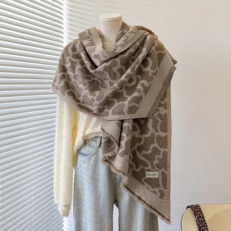 2025 New Design Women's Winter Cashmere Scarf - Elegant Warm Leopard Print Pashmina Shawl, Poncho & Bufanda image 5