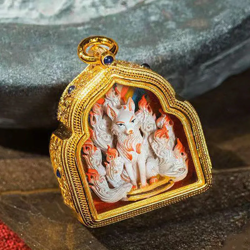 Tibetan Hand-Painted Nine-Tailed Fox Thangka - Gilt Copper Amulet Exquisite Portable Hanging Ornament