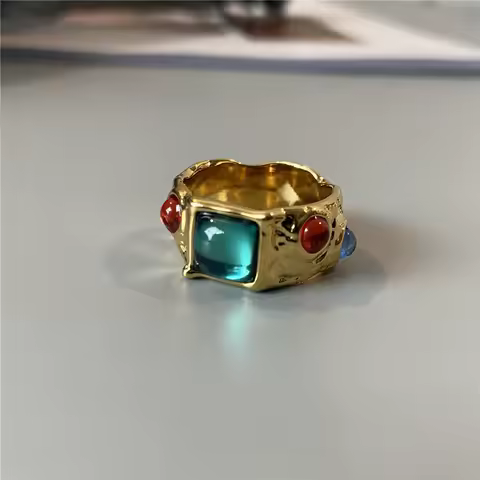 Independent design, niche trend, retro ring, gem inlay, light luxury, high sense, palace style, golden ladies, silver jewelry