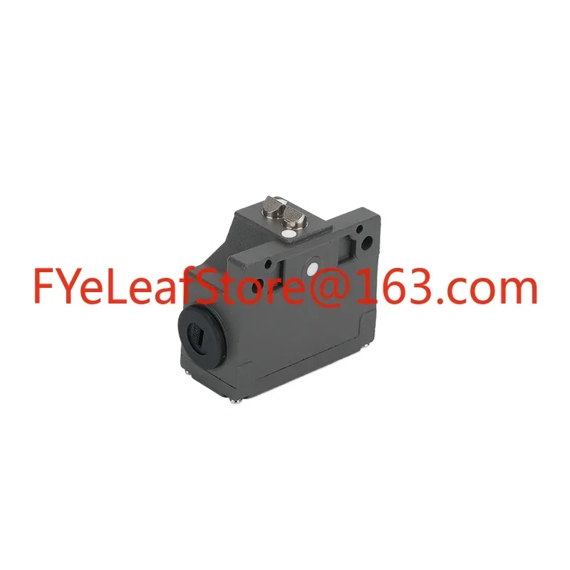 Travel Limit Switch BNS 819-B02 B 03 - D12 - 61-12-3 B 10