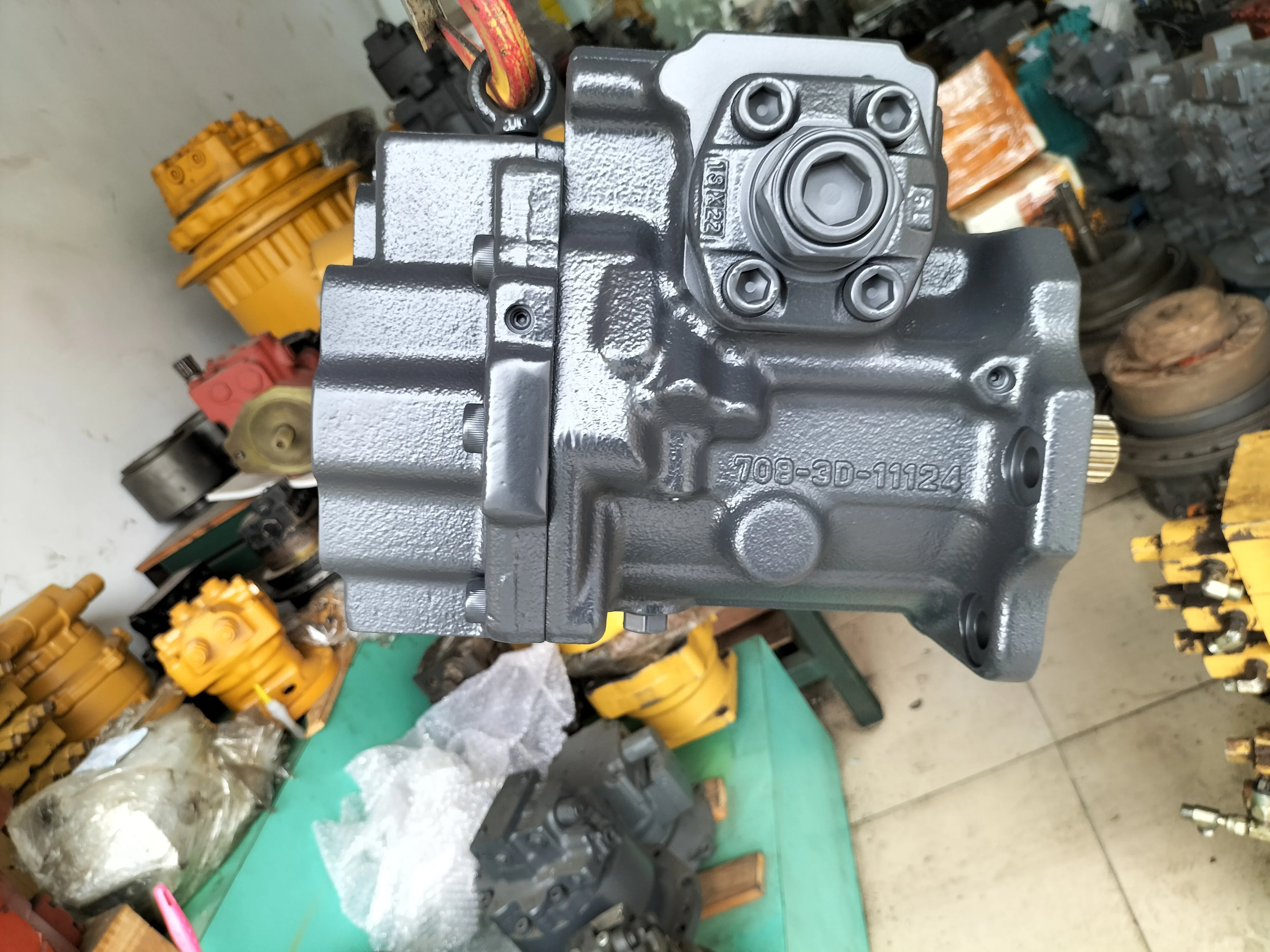 Pompa Utama Hidrolik D155AX 708-1H-00254 708-1H-00250 Pompa Rekonstruksi Asli