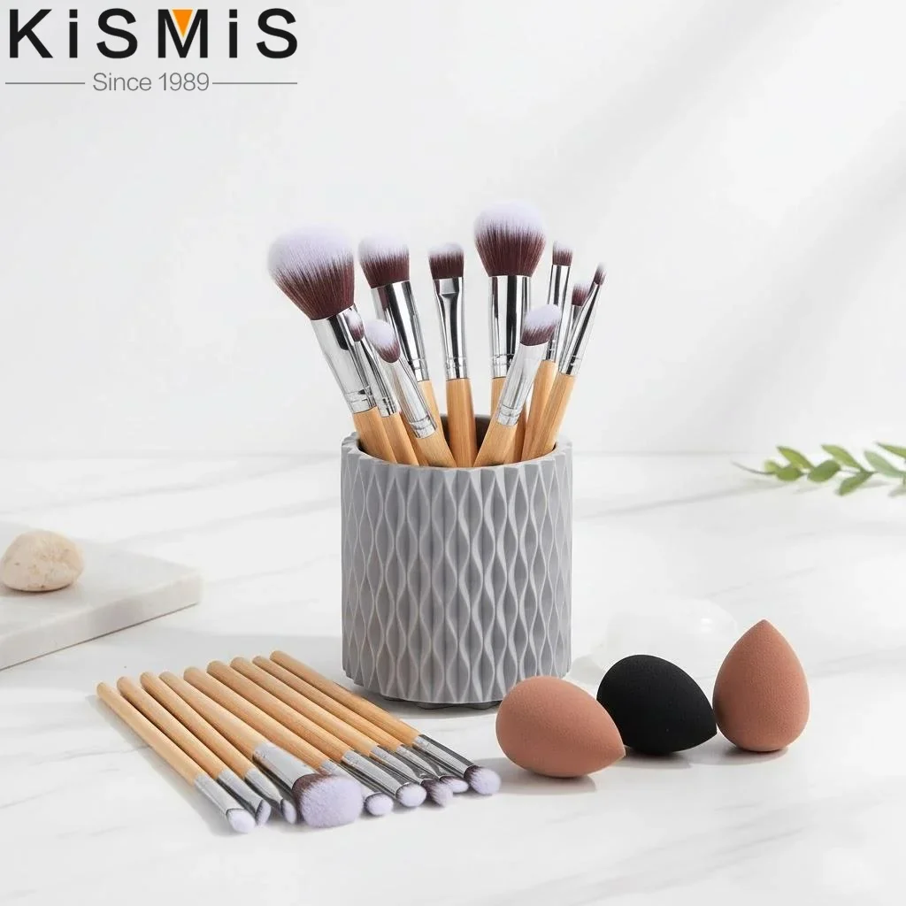 18Pcs Makeup Brushes Set with Sponge Egg Swivel Organizer for Foundation Concealer Eyeshadow Blush and Face Powder