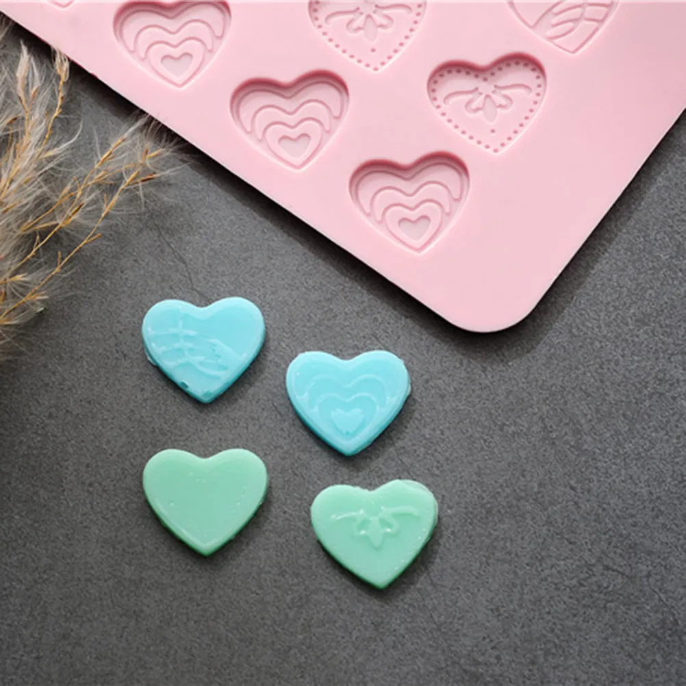 

2Pcs Heart Silicone Chocolate Mold Pink 24 Grid Non Stick Cake Baking Tray Fondant Candy DIY Baking Tool Heart Cake Molds