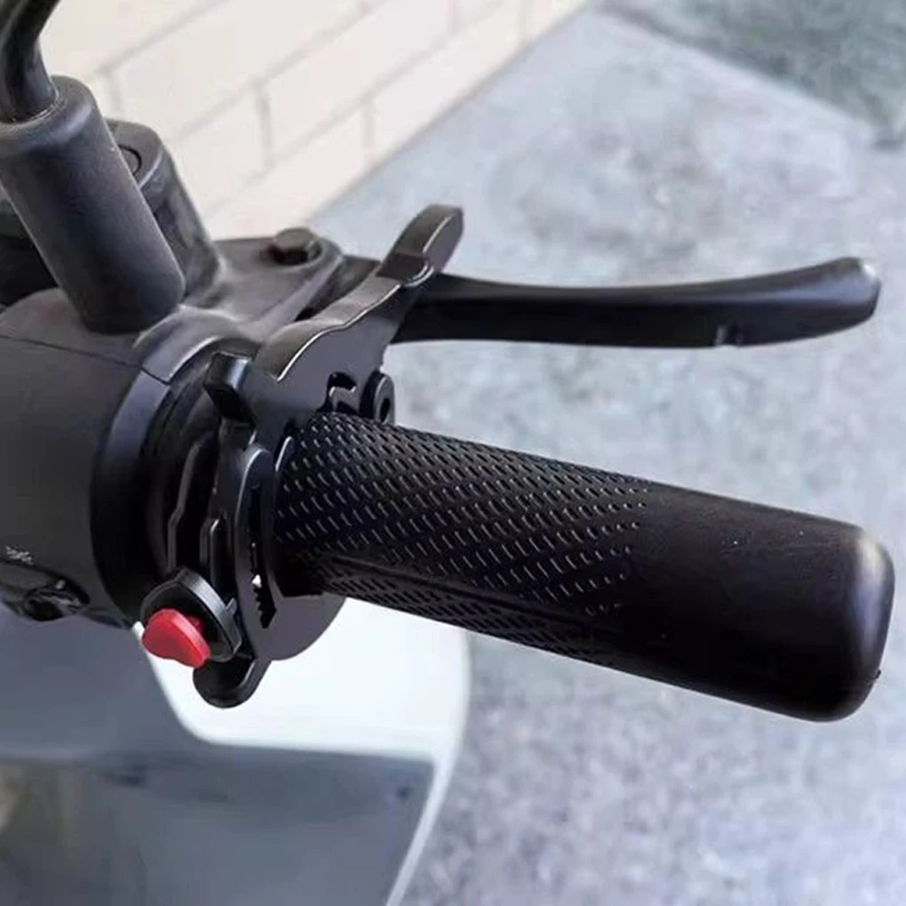 قفل خانق أسود للدراجات النارية لمساعدة المقود ، التحكم الشامل في التطواف ، مساعدة قبضة التجنيب ، آمنة ومرنة
