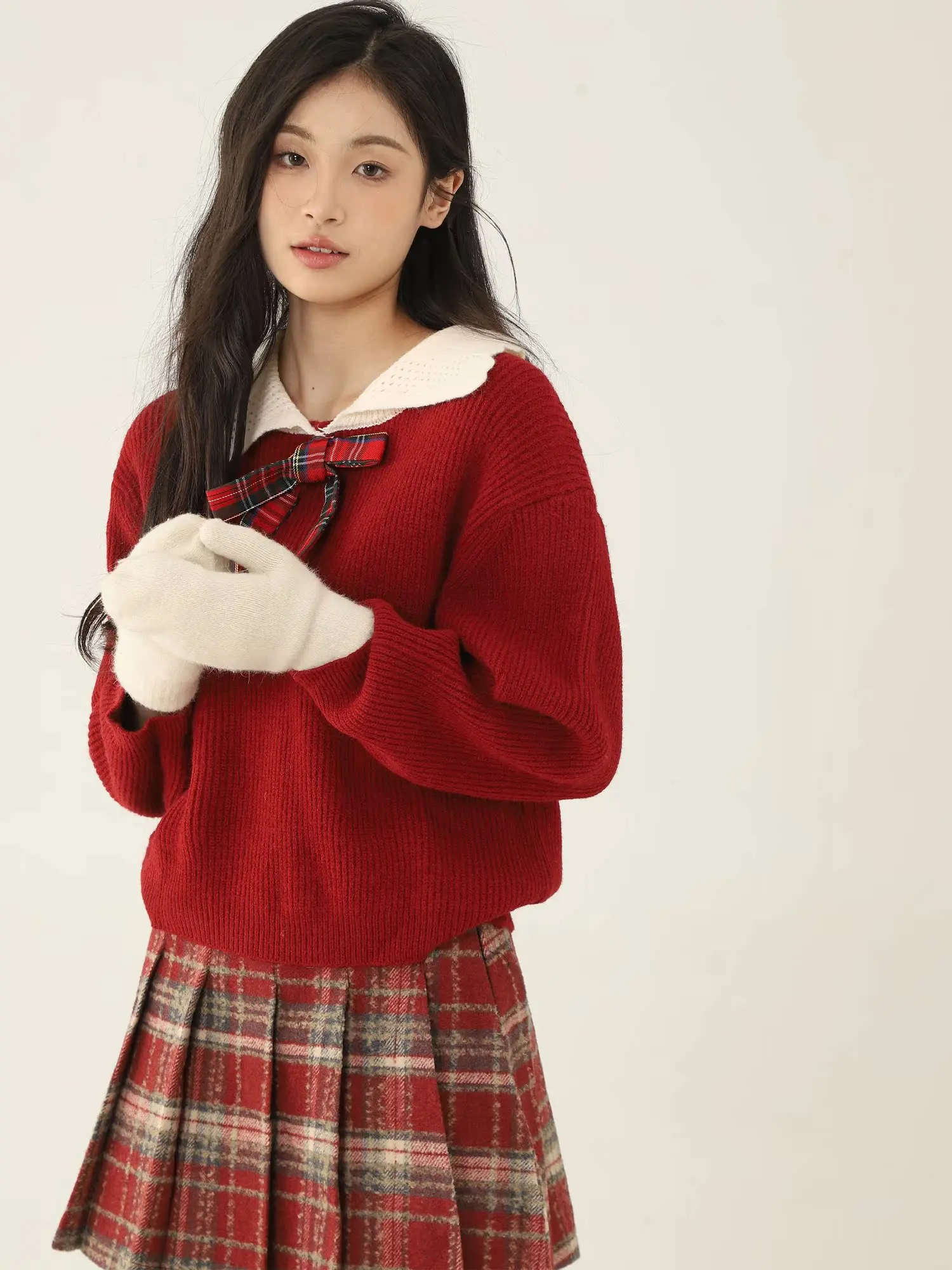 Crsu Festive Series Cisas Capodanno Colletto per bambola scavato Set gonna scozzese dello stesso colore Collezione invernale Faion da donna