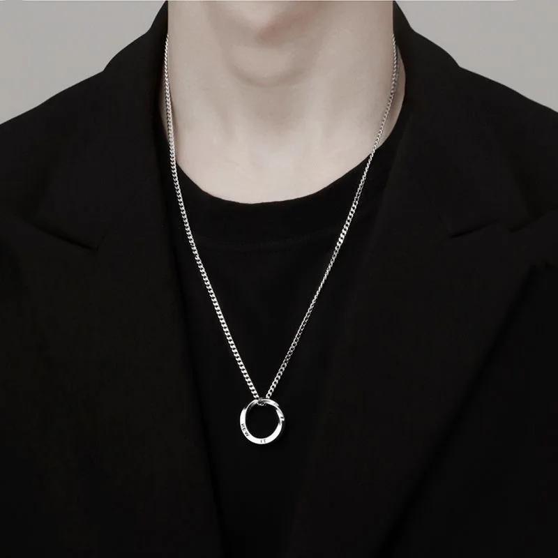 Trendy Mobius Strip Pendant Minimalist High Sense Necklace For Men Unique Clavicle Chain