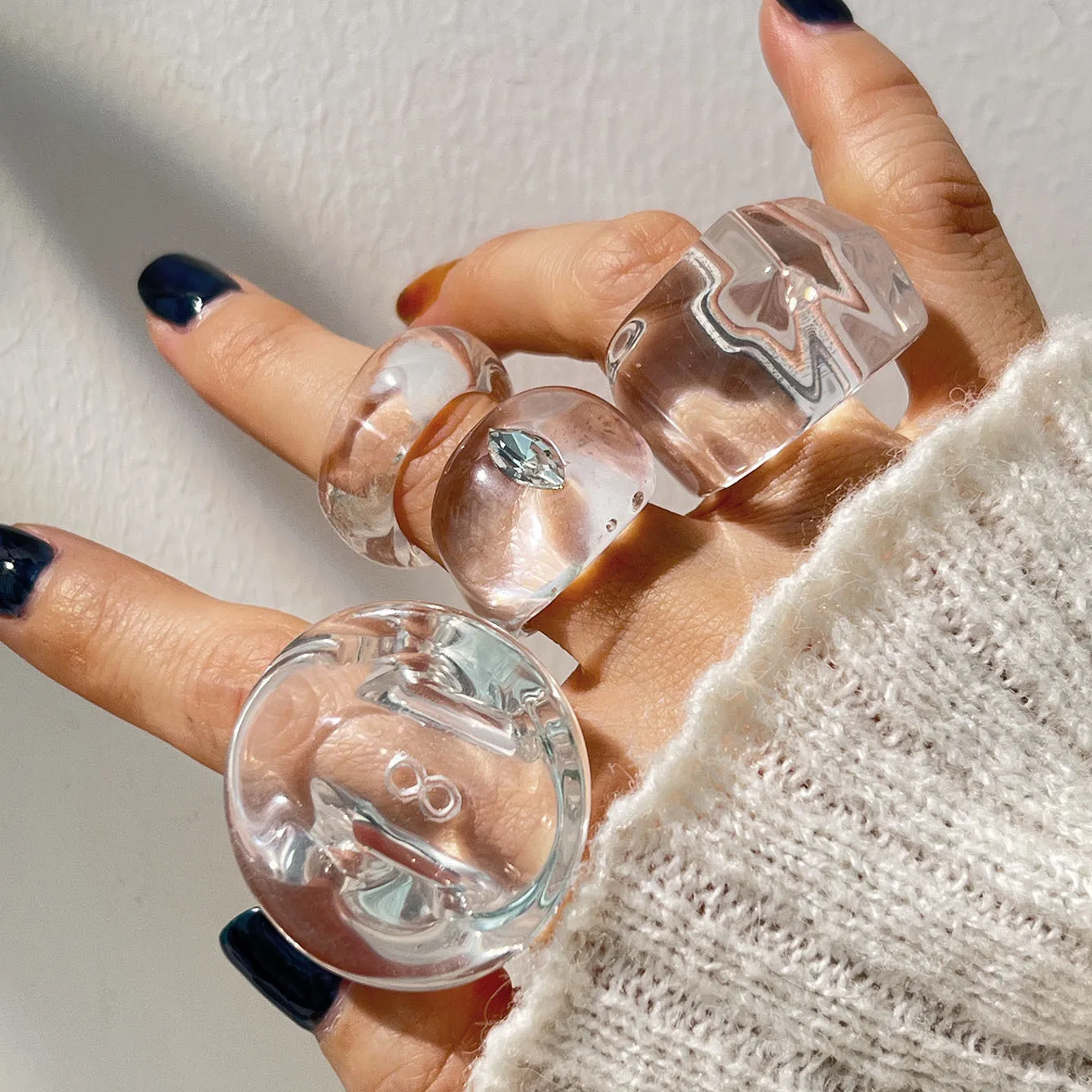 

Модные прозрачные кольца из смолы для женщин, универсальные трендовые кольца на палец, ювелирные аксессуары