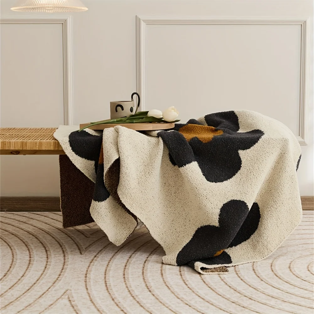 Cozy Nordic Flower Pattern Knitted Throw Blanket Soft Perfect for Snuggling Up on Chilly Winter Nights with Family and Friends