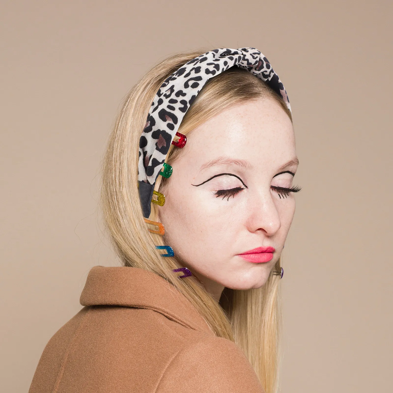 

3Pcs Leopard Knot Hairbands Wide Stretchy Head Wraps for Women Girls Comfortable Hair Accessories for Daily Wear Special